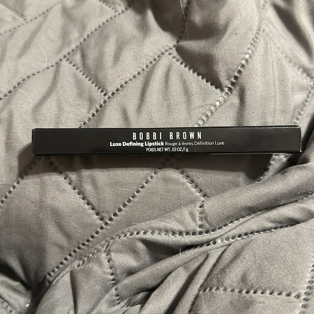Bobbi Brown Luxe Defining Lipstick Shade New Mod - Picture 5 of 6